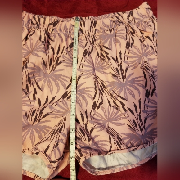 Madewell Short embroidered curved Size S Color Pink - Picture 3 of 9